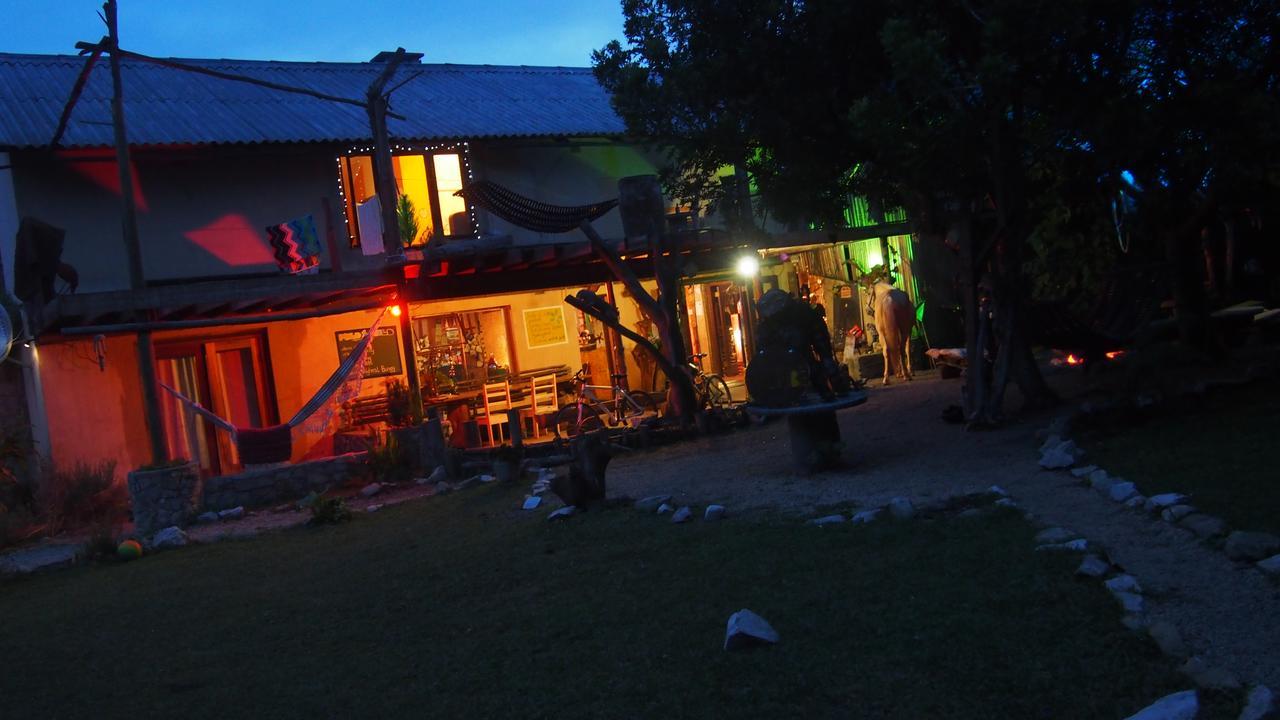 Dijembe Backpackers Lodge Стормсривиер Екстериор снимка